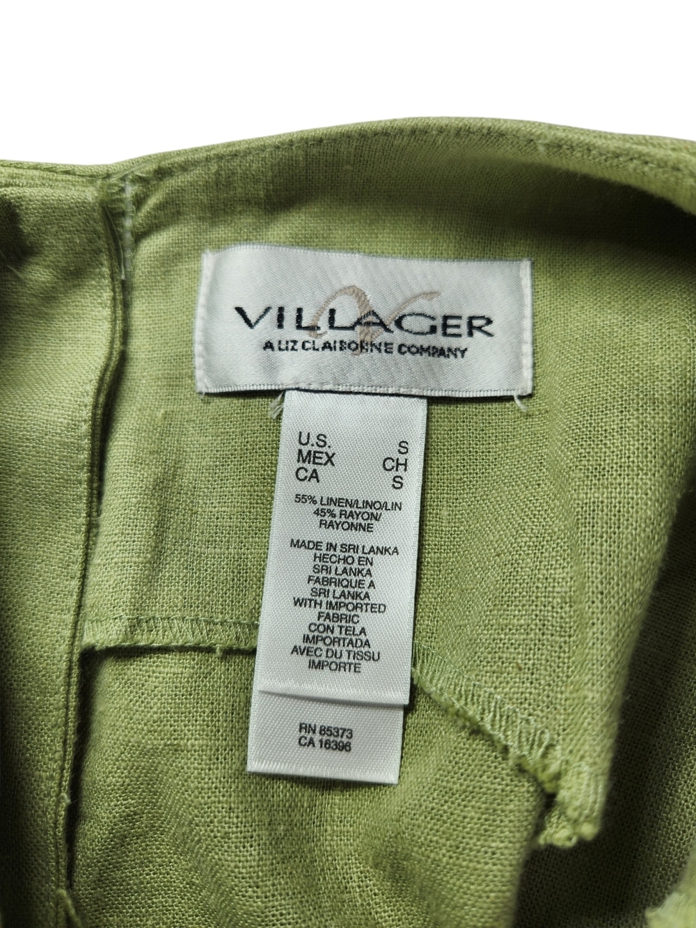 Women’s Sleeveless Button-Front Top in Light Sage - Picture 11 of 11